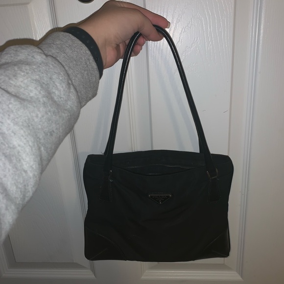 Prada bag - Picture 7 of 8